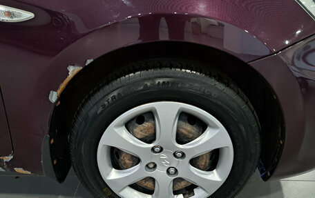 Hyundai Solaris II рестайлинг, 2011 год, 590 000 рублей, 24 фотография