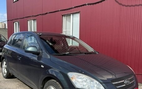 KIA cee'd I рестайлинг, 2009 год, 730 000 рублей, 2 фотография