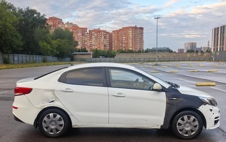 KIA Rio III рестайлинг, 2016 год, 380 000 рублей, 4 фотография