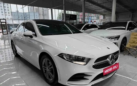Mercedes-Benz A-Класс, 2023 год, 2 000 000 рублей, 3 фотография