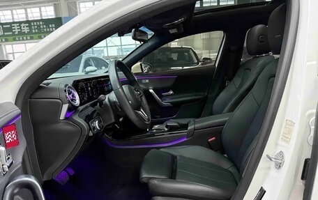Mercedes-Benz A-Класс, 2023 год, 2 000 000 рублей, 12 фотография