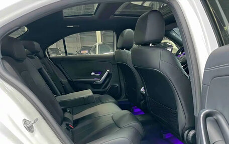Mercedes-Benz A-Класс, 2023 год, 2 000 000 рублей, 18 фотография