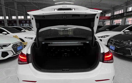 Mercedes-Benz A-Класс, 2023 год, 2 000 000 рублей, 19 фотография