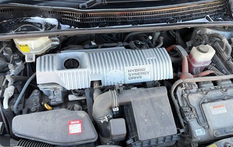 Toyota Prius, 2010 год, 1 050 000 рублей, 8 фотография