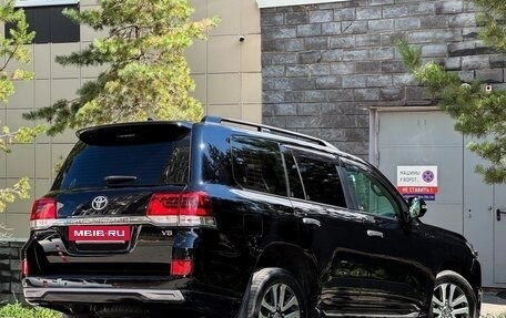 Toyota Land Cruiser 200, 2017 год, 6 199 000 рублей, 6 фотография
