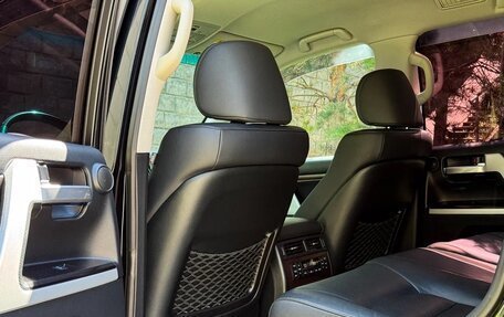 Toyota Land Cruiser 200, 2017 год, 6 199 000 рублей, 24 фотография