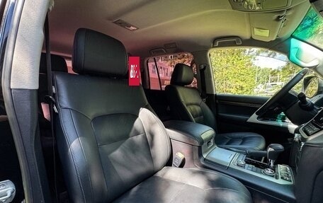 Toyota Land Cruiser 200, 2017 год, 6 199 000 рублей, 29 фотография