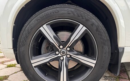 Volvo XC90 II рестайлинг, 2017 год, 4 100 000 рублей, 21 фотография