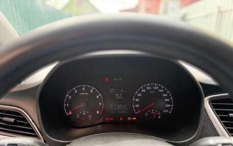 Hyundai Solaris II рестайлинг, 2018 год, 750 000 рублей, 11 фотография