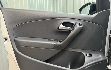 Volkswagen Polo VI (EU Market), 2013 год, 830 000 рублей, 13 фотография