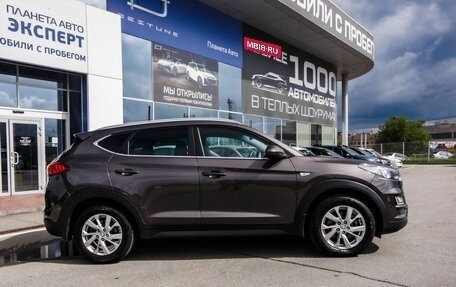 Hyundai Tucson III, 2018 год, 2 300 000 рублей, 6 фотография