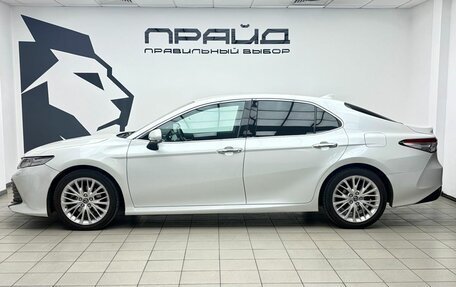 Toyota Camry, 2018 год, 3 199 000 рублей, 6 фотография