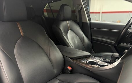 Toyota Camry, 2018 год, 3 199 000 рублей, 26 фотография