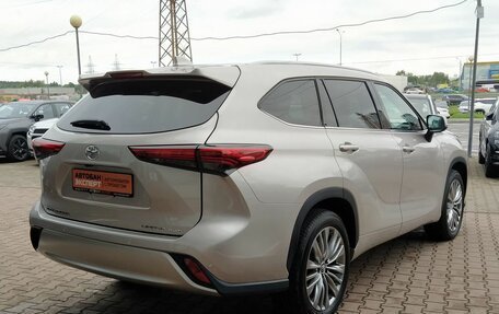 Toyota Highlander, 2025 год, 5 550 000 рублей, 3 фотография