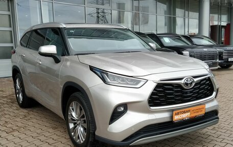 Toyota Highlander, 2025 год, 5 550 000 рублей, 4 фотография