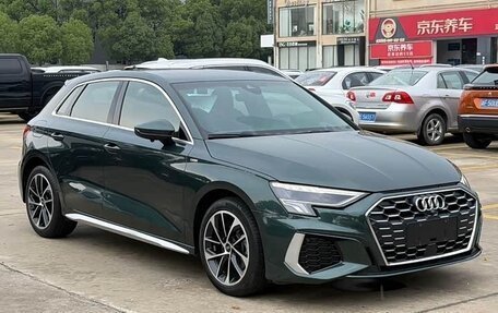 Audi A3, 2023 год, 1 800 000 рублей, 2 фотография