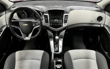 Chevrolet Cruze II, 2011 год, 875 000 рублей, 10 фотография