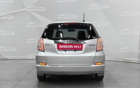 Honda Fit Shuttle I рестайлинг, 2012 год, 1 000 000 рублей, 4 фотография