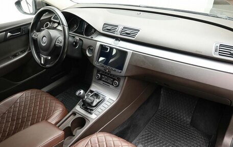 Volkswagen Passat B7, 2011 год, 929 000 рублей, 8 фотография