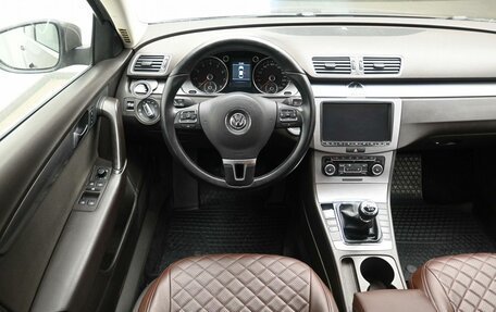 Volkswagen Passat B7, 2011 год, 929 000 рублей, 10 фотография
