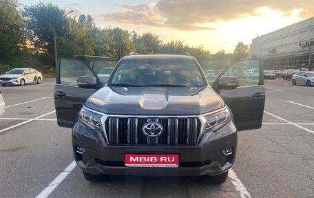 Toyota Land Cruiser Prado 150 рестайлинг 2, 2019 год, 5 390 000 рублей, 1 фотография