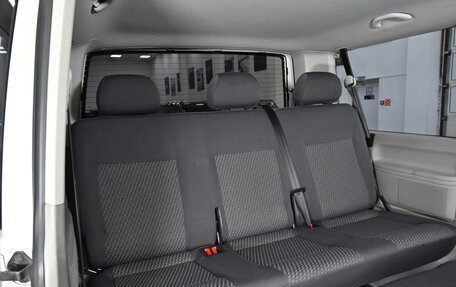 Volkswagen Caravelle T5, 2013 год, 1 999 000 рублей, 10 фотография