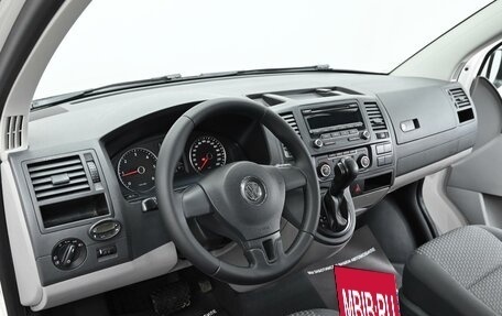 Volkswagen Caravelle T5, 2013 год, 1 999 000 рублей, 6 фотография