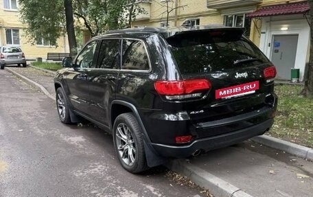 Jeep Grand Cherokee, 2015 год, 3 000 000 рублей, 4 фотография