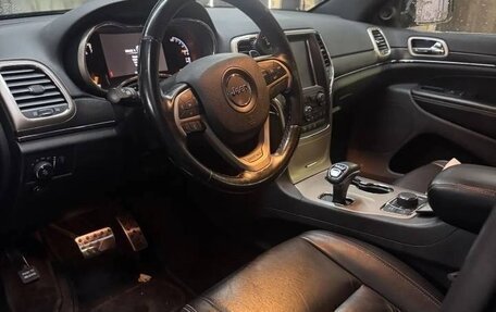Jeep Grand Cherokee, 2015 год, 3 000 000 рублей, 5 фотография