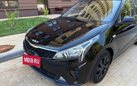 KIA Rio IV, 2021 год, 1 799 000 рублей, 2 фотография