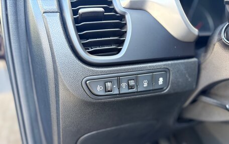 KIA Rio IV, 2021 год, 1 799 000 рублей, 15 фотография