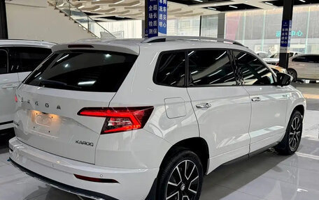 Skoda Karoq I, 2023 год, 2 300 000 рублей, 6 фотография