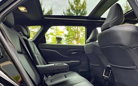 Toyota Crown, 2024 год, 9 200 000 рублей, 11 фотография