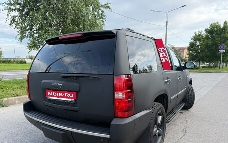 Chevrolet Tahoe III, 2011 год, 2 100 000 рублей, 4 фотография