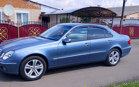 Mercedes-Benz E-Класс, 2003 год, 550 000 рублей, 2 фотография