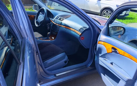 Mercedes-Benz E-Класс, 2003 год, 550 000 рублей, 5 фотография