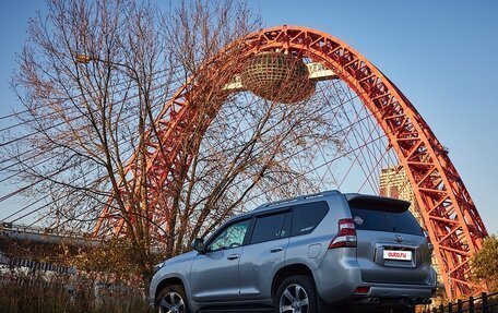 Toyota Land Cruiser Prado 150 рестайлинг 2, 2010 год, 2 600 000 рублей, 3 фотография