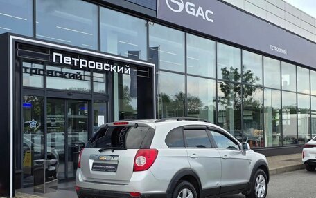 Chevrolet Captiva I, 2010 год, 740 000 рублей, 6 фотография