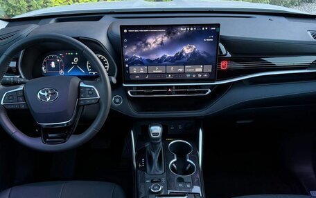 Toyota Highlander, 2026 год, 5 395 000 рублей, 15 фотография