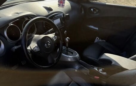 Nissan Juke II, 2011 год, 850 000 рублей, 13 фотография