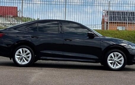 Skoda Octavia IV, 2021 год, 2 240 000 рублей, 2 фотография