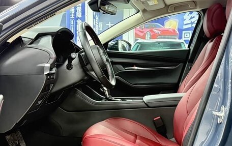 Mazda 3, 2023 год, 1 689 000 рублей, 10 фотография
