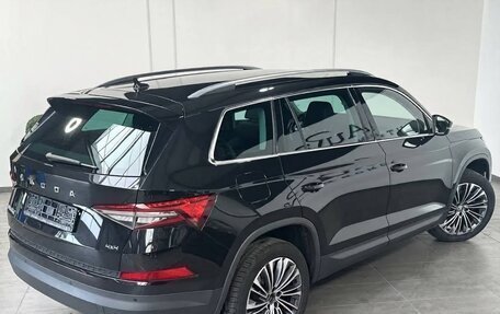 Skoda Kodiaq I, 2023 год, 3 600 000 рублей, 3 фотография
