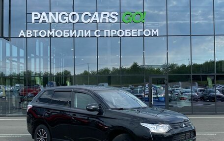 Mitsubishi Outlander III рестайлинг 3, 2013 год, 1 230 000 рублей, 3 фотография