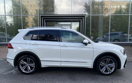 Volkswagen Tiguan II, 2020 год, 3 199 000 рублей, 8 фотография