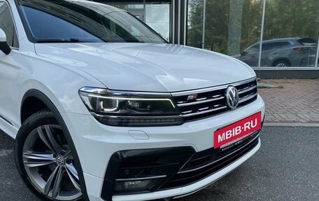Volkswagen Tiguan II, 2020 год, 3 199 000 рублей, 6 фотография