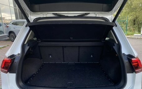Volkswagen Tiguan II, 2020 год, 3 199 000 рублей, 17 фотография