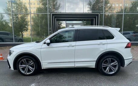Volkswagen Tiguan II, 2020 год, 3 199 000 рублей, 16 фотография