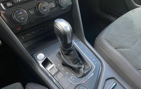 Volkswagen Tiguan II, 2020 год, 3 199 000 рублей, 34 фотография
