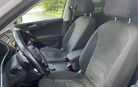 Volkswagen Tiguan II, 2020 год, 3 199 000 рублей, 40 фотография